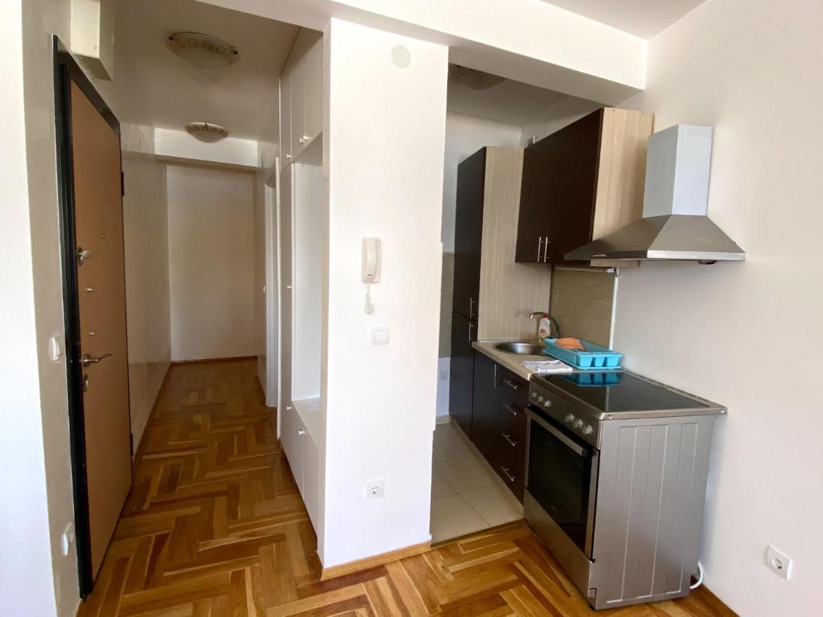 Apartments First Line Petrovac Buitenkant foto