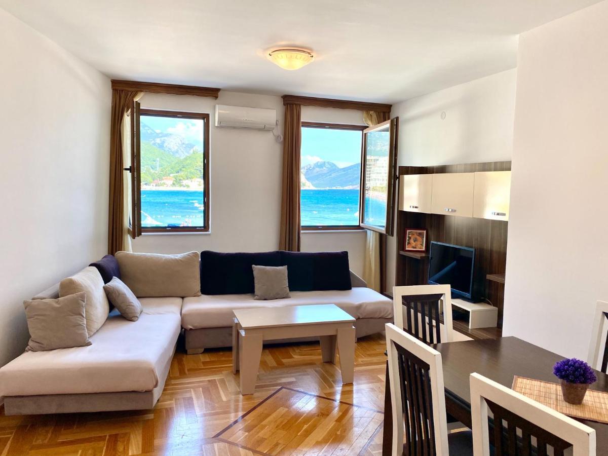 Apartments First Line Petrovac Buitenkant foto