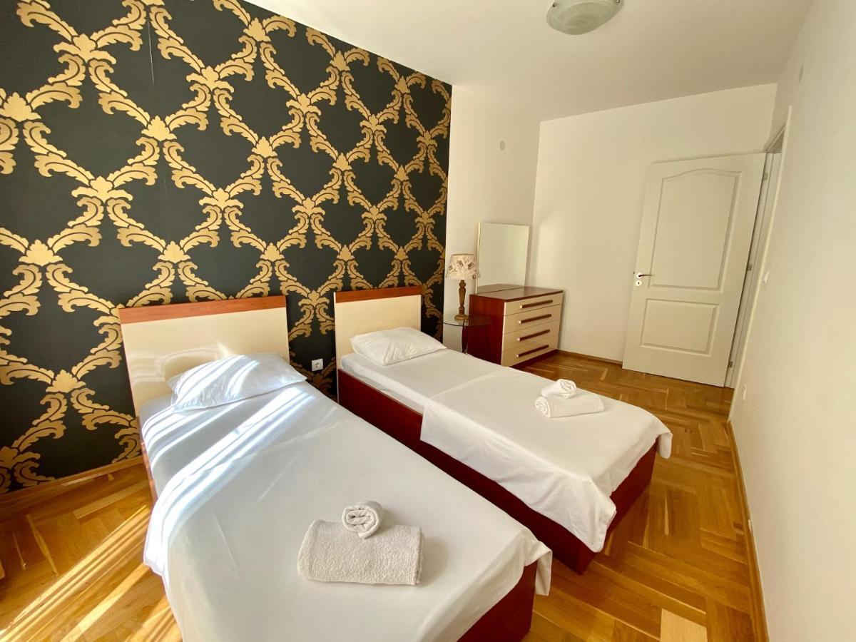 Apartments First Line Petrovac Buitenkant foto