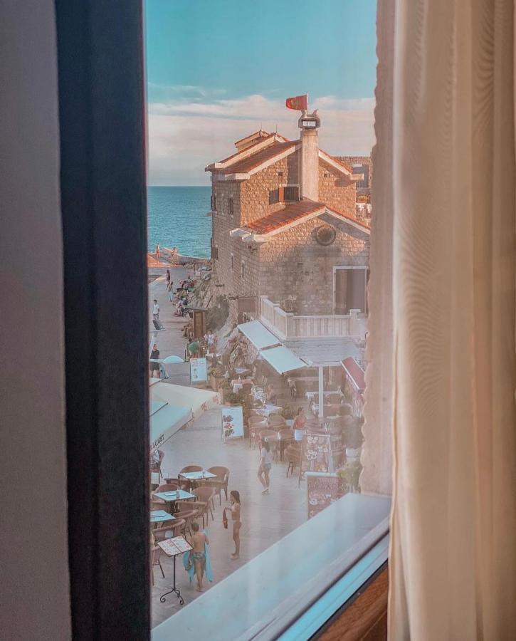 Apartments First Line Petrovac Buitenkant foto