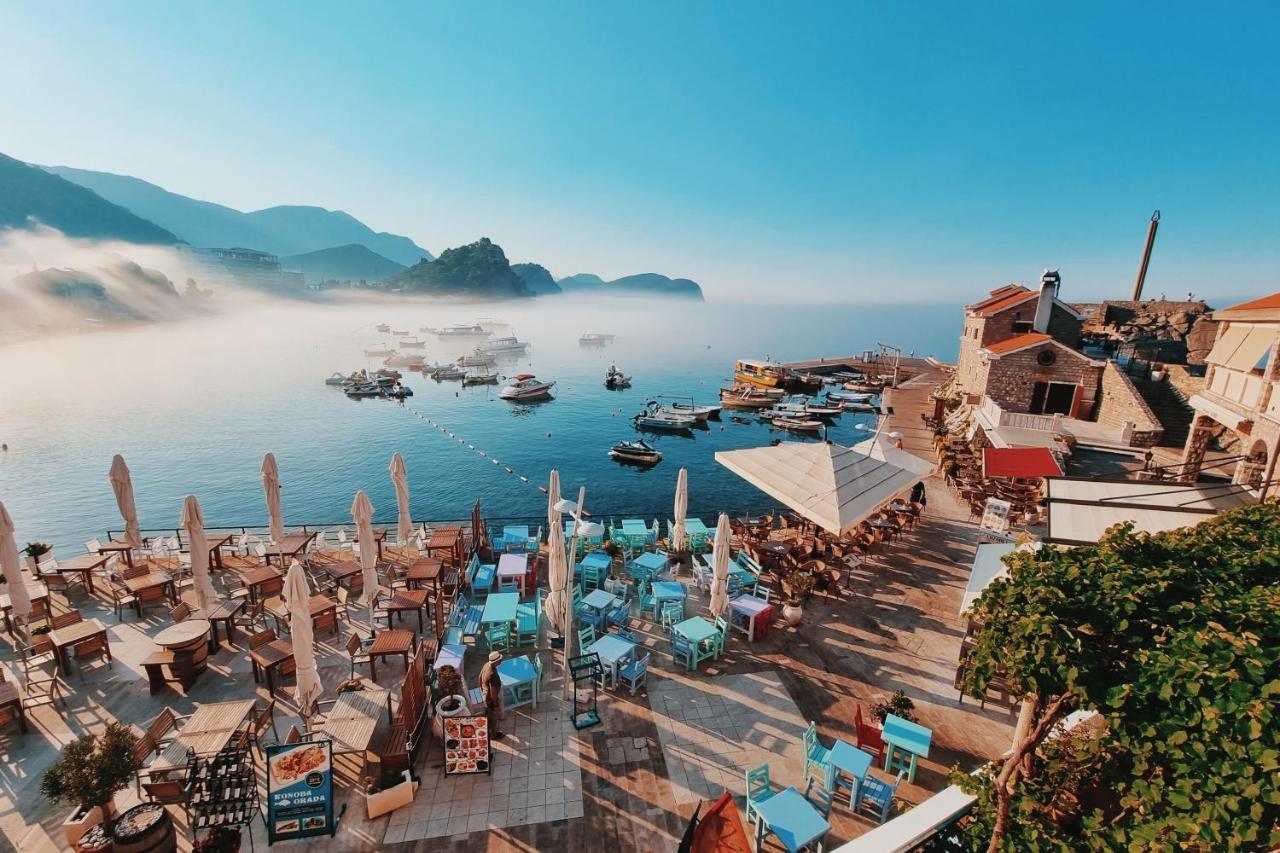 Apartments First Line Petrovac Buitenkant foto