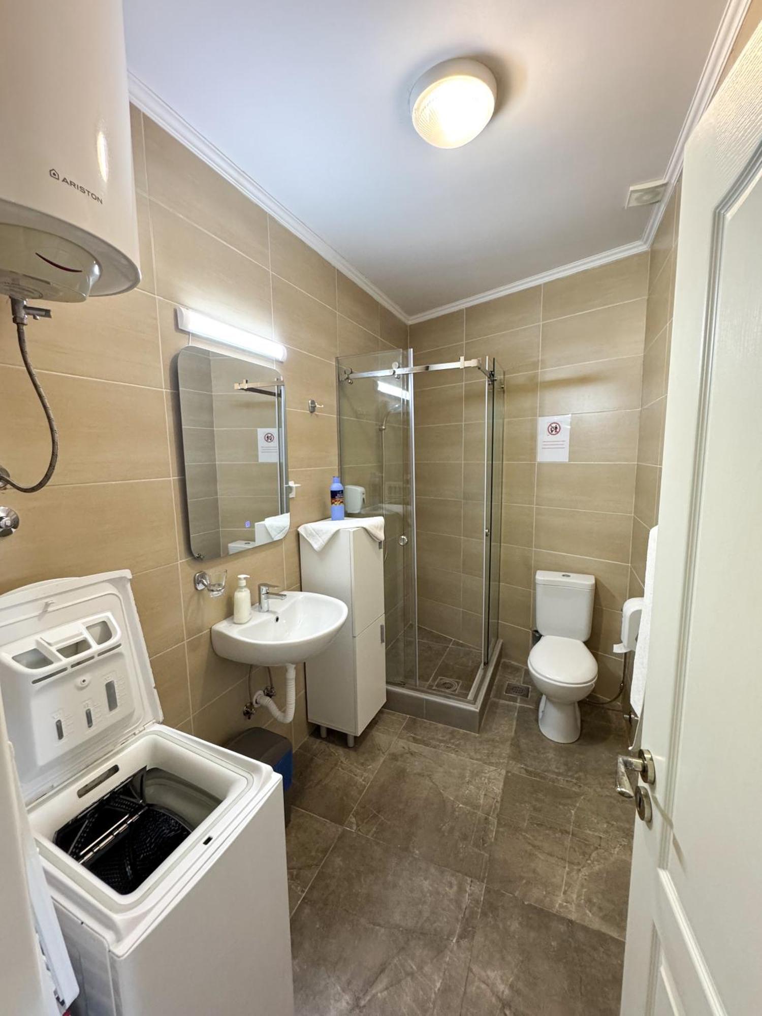 Apartments First Line Petrovac Buitenkant foto